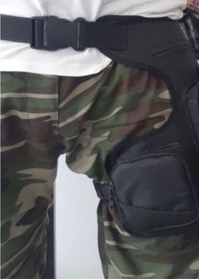 MOTOSİKLET BACAK ÇANTASI - Görsel 3