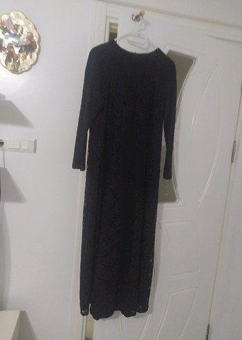 Uzun Kollu Siyah Piliseli Uzun Elbise - Görsel 4