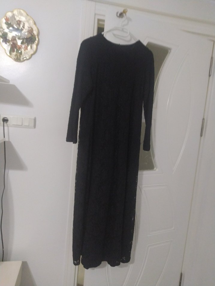 Uzun Kollu Siyah Piliseli Uzun Elbise - Görsel 4