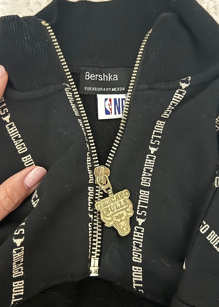 Bershka crop sweatshirt - Görsel 2