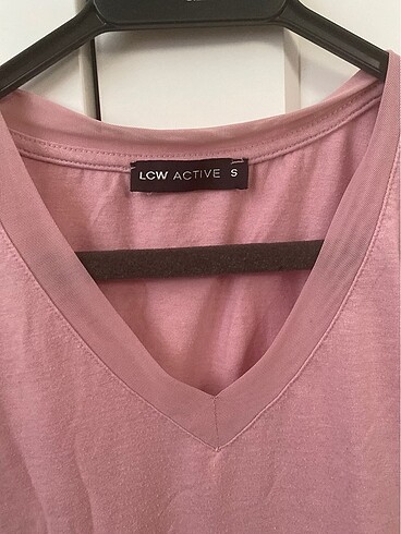 LC Waikiki Pembe tişört
