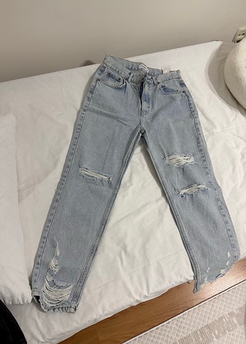 Bershka Acik Mavi Yikamali Rahat Denim Jean