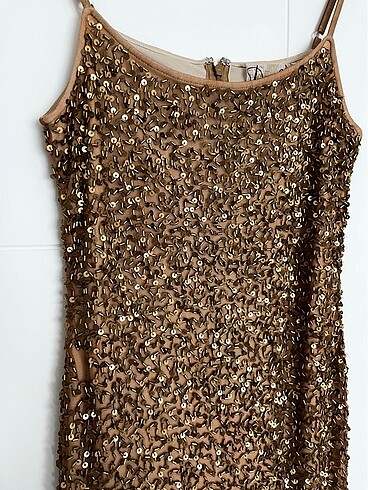 River Island Taşlı pullu mini elbise