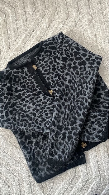 Zara Siyah Gri Leopar Hırka