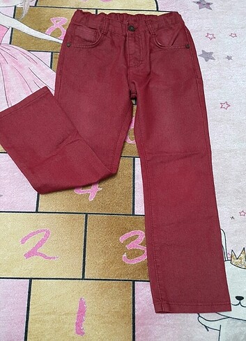 LC Waikiki LC Waikiki marka 6 ve 7 yaş için kot pantolon