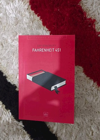 Fahrenheit 451 - Ray Bradbury Roman