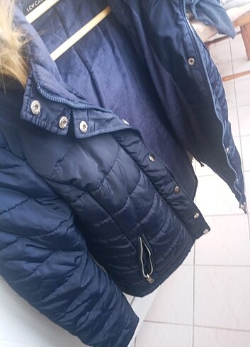 Yepyeni kislik mont 