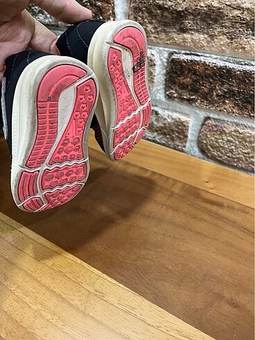 18 Beden Nike spor ayakkabı