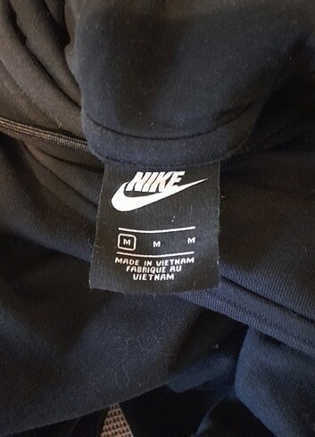 Nike kapüşonlu