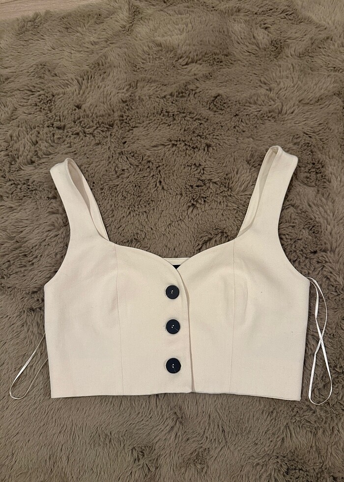 Zara Düğmeli Crop Yelek - Görsel 3