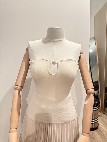 H&M İnci Detaylı Straplez Triko - Görsel 3