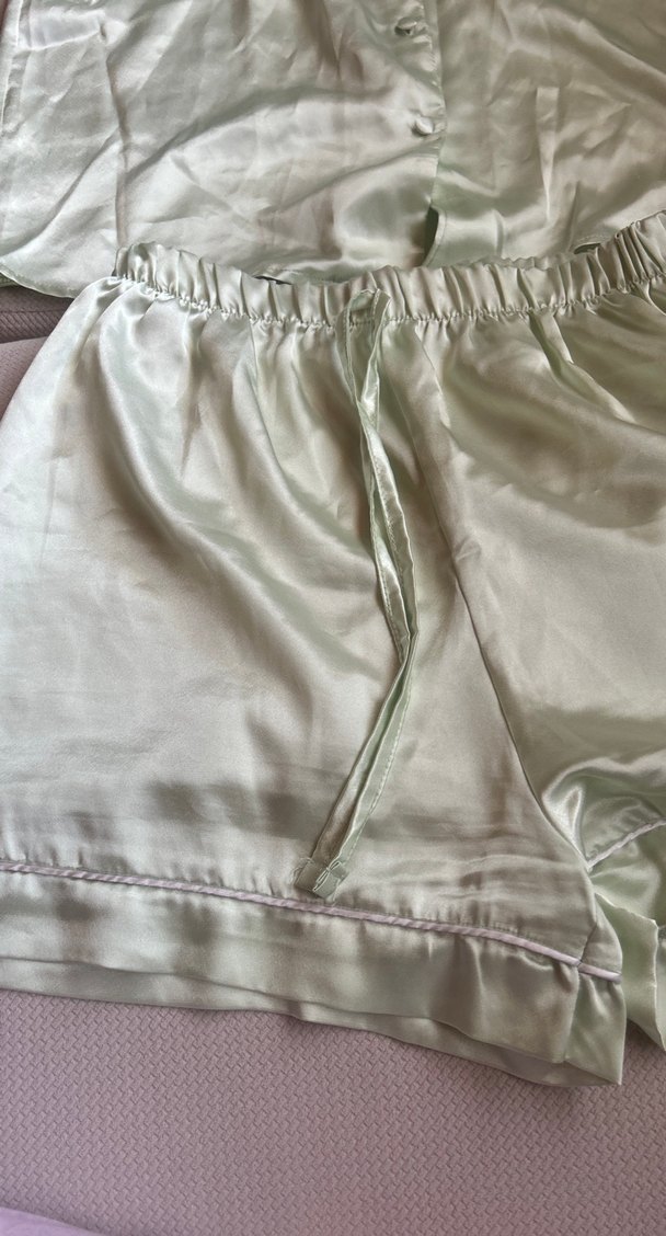 Yeşil Saten Kadın Pijama Takımı - Görsel 2