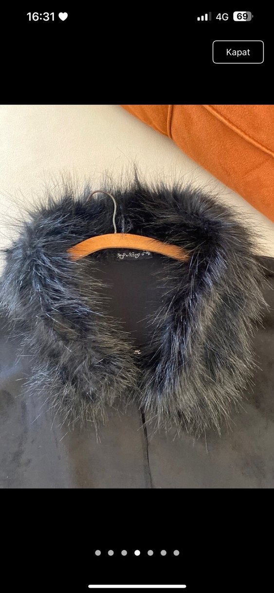 Kürk Detaylı Siyah Kadın Panço - Görsel 4