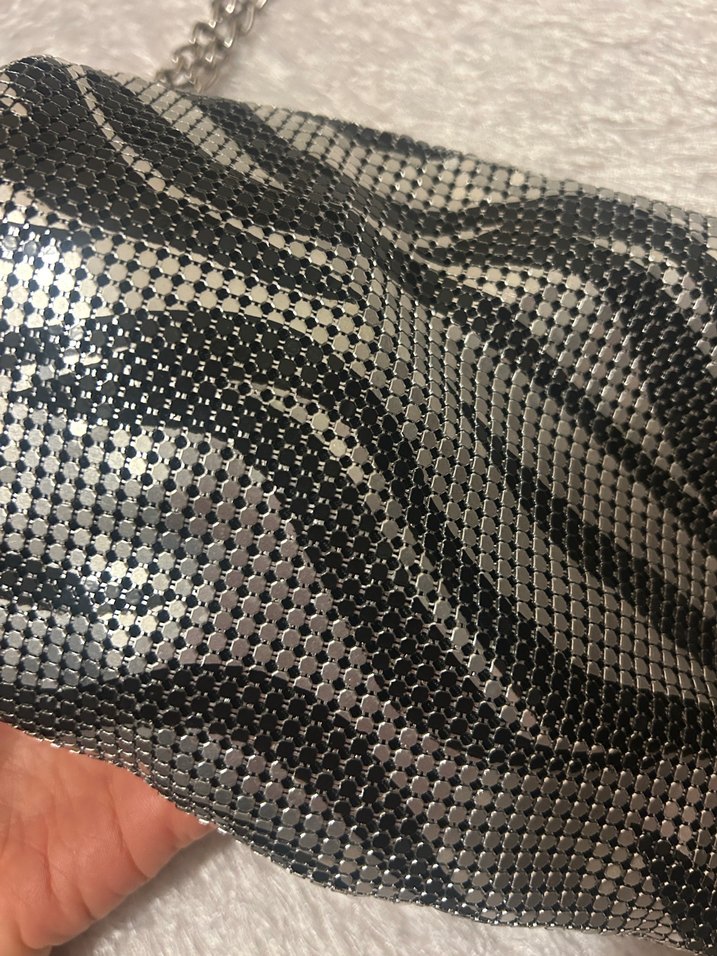 Zebra Desenli Zincir Askılı Gri Kadın Çanta - Görsel 4