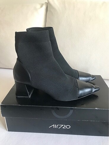 Stradivarius Kadın Çorap Bot