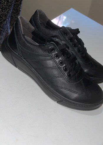 Siyah Spor Ayakkabı - Görsel 2