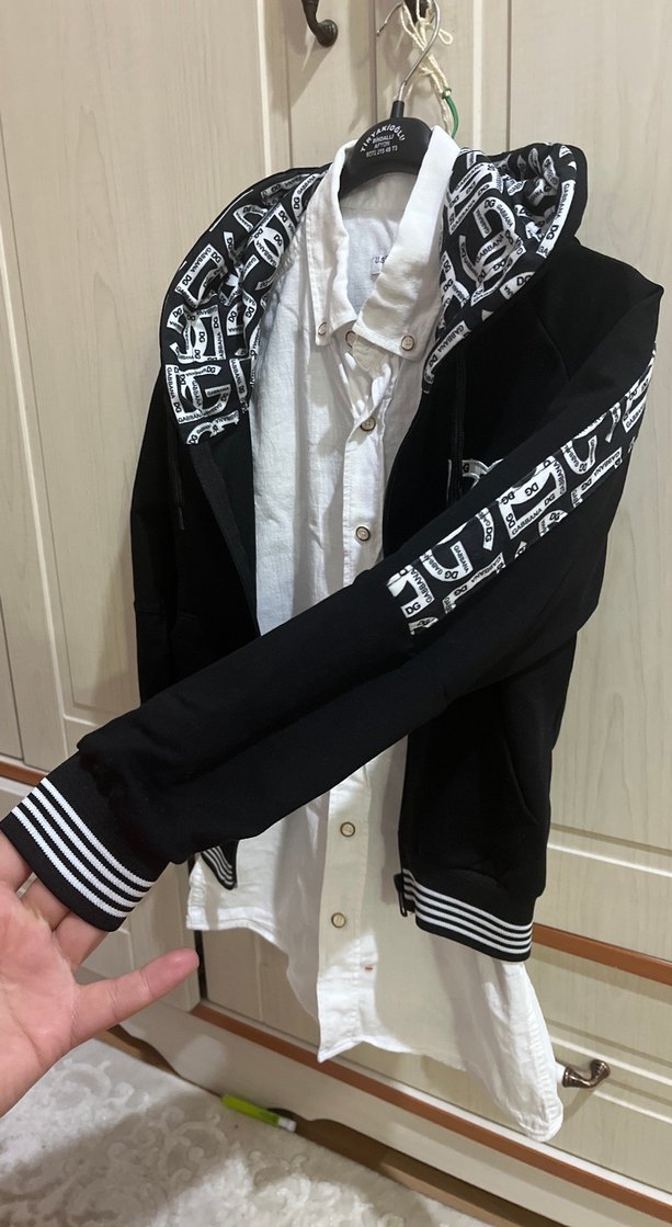 Kapşonlu hırka gömlek ile beraber - Görsel 2