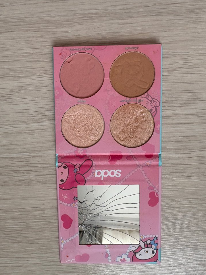 My Melody Almond Cake yüz paleti - Görsel 2