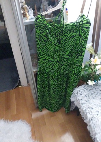 Yeşil Zebra Desenli elbise