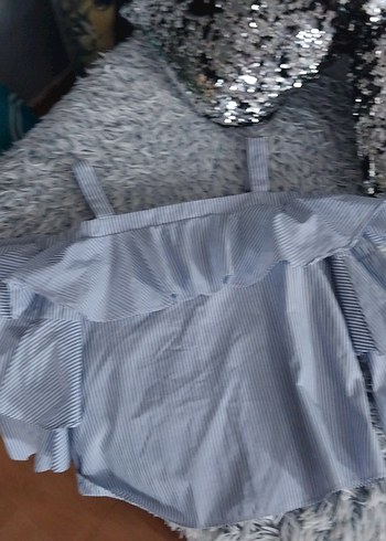 s Beden Kısa Kollu Fırfırlı Mavi Bluz