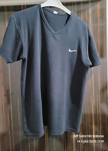 Nike Gri V Yakalı Erkek Keten Tişört