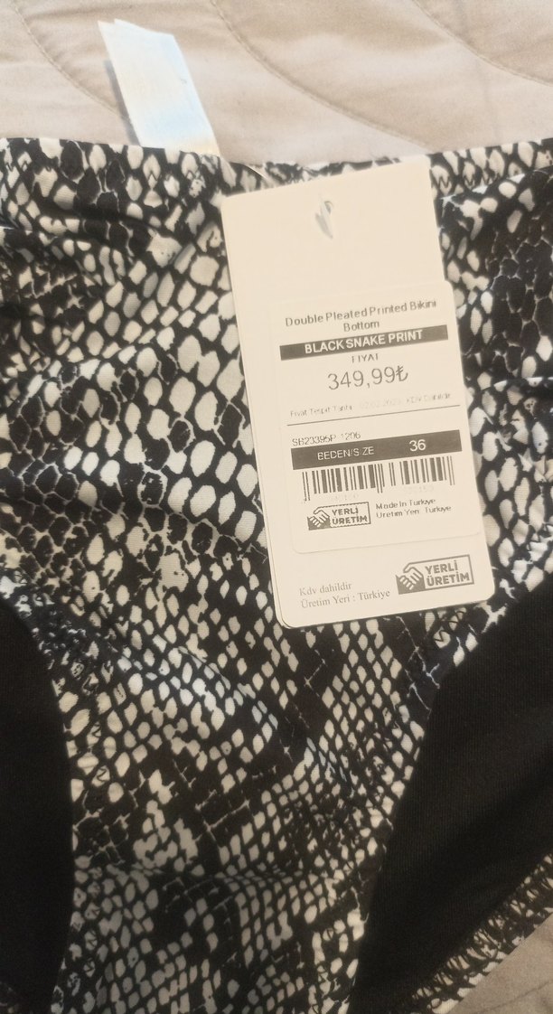 Yılan Desenli Kadın Bikini Altı - Görsel 3