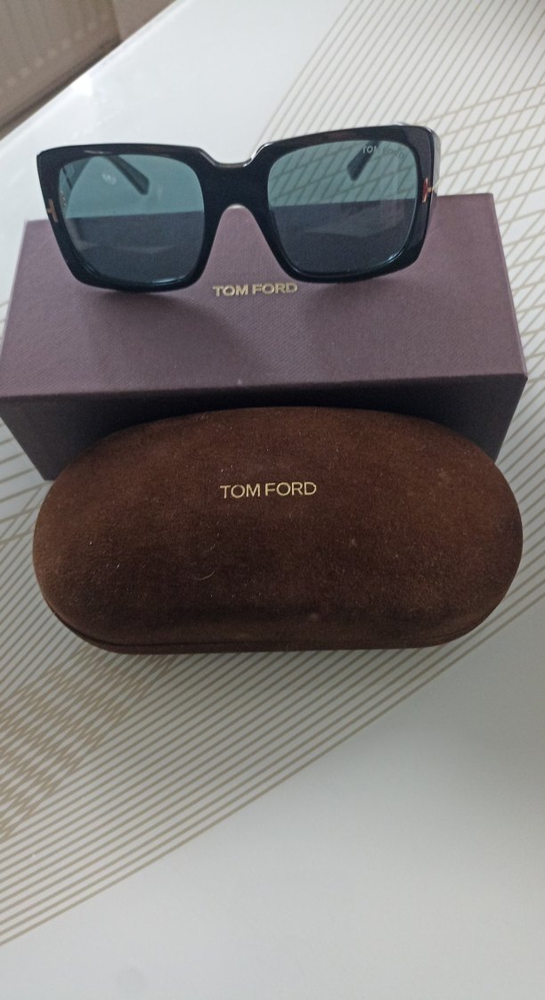 Tom Ford Kadın Kahverengi Şeffaf Gözlük - Görsel 3