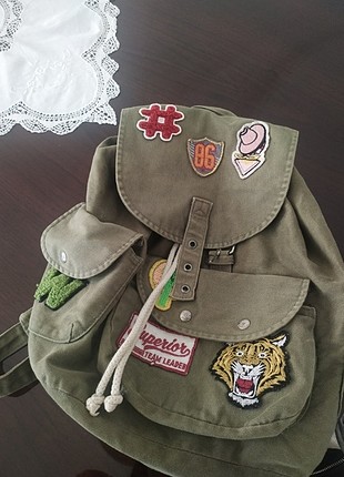 Büzgülü sırt çantası