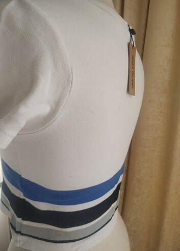 River Island Crop top