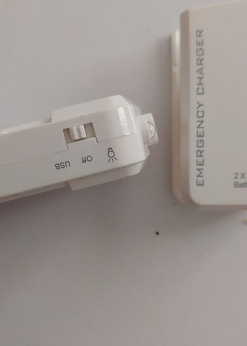 Beyaz Acil Telefon Şarj Cihazı - Görsel 2