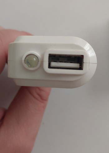 Beyaz Acil Telefon Şarj Cihazı - Görsel 3