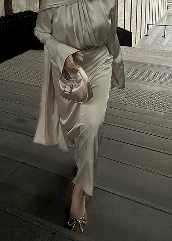 Betül Saday Sofia Abiye - Görsel 6