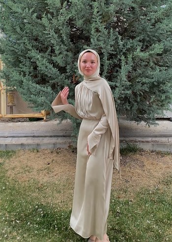 Betül Saday Sofia Abiye - Görsel 12