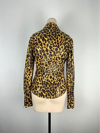 40 Beden Leopard Desenli Ceket