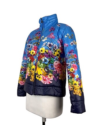 Moncler Floral desenli şişme mont