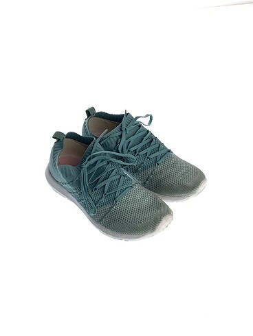 Primark Primark Spor Ayakkabı %70 İndirimli.