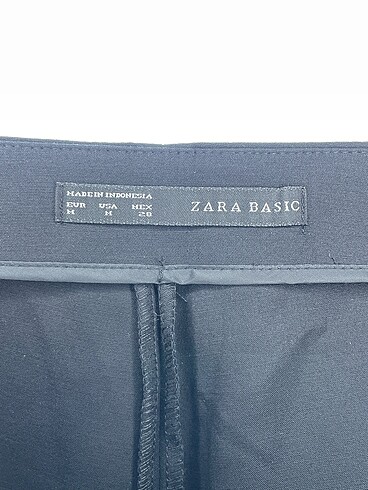 m Beden siyah Renk Zara Mini Şort %70 İndirimli.