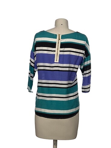 m Beden Zara Bluz %70 İndirimli.