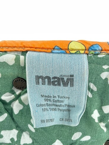 29 Beden çeşitli Renk Mavi Jeans Bermuda / Kapri %70 İndirimli.