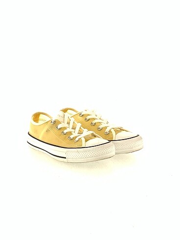 Converse Converse Spor Ayakkabı %70 İndirimli.