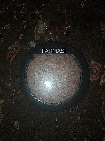 Farmasi Farmasi Terracotta Highlighter
