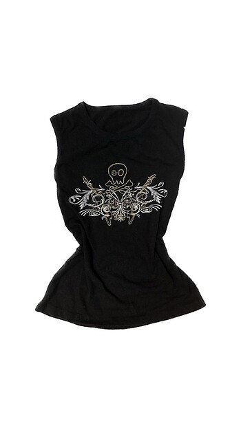 y2k / grunge / skull shirt!!