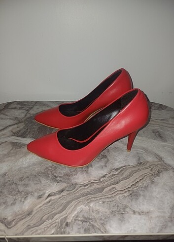 Stiletto 38 numara