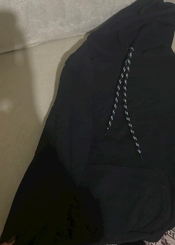 Siyah Kapüşonlu Kadın Sweatshirt - Görsel 2