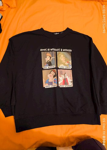 LC Waikiki Kadın Siyah Baskılı Sweatshirt