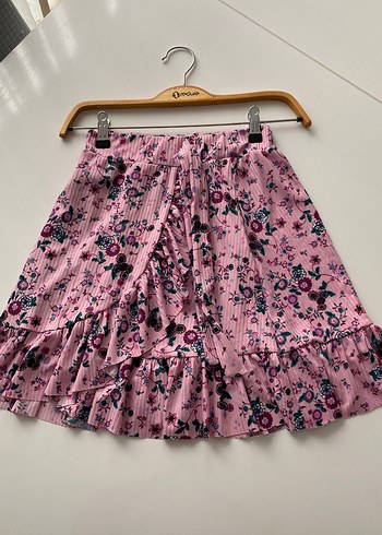 Pembe Çiçekli Fırfırlı Mini Etek milla - Görsel 3