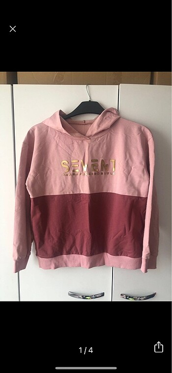 S m sweatshirt