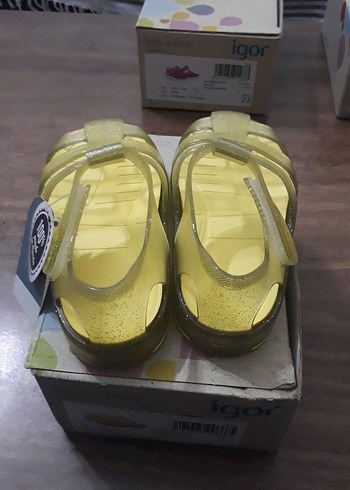 24 Beden Igor Star Glitter Kız Çocuk Sandalet Sari