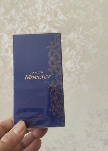 Avon Mesmerize Kadın Parfüm Seti - Görsel 2