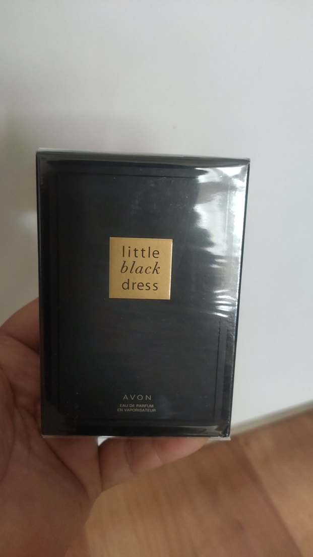 Avon Little Black Dress Kadın Parfümü - Görsel 2